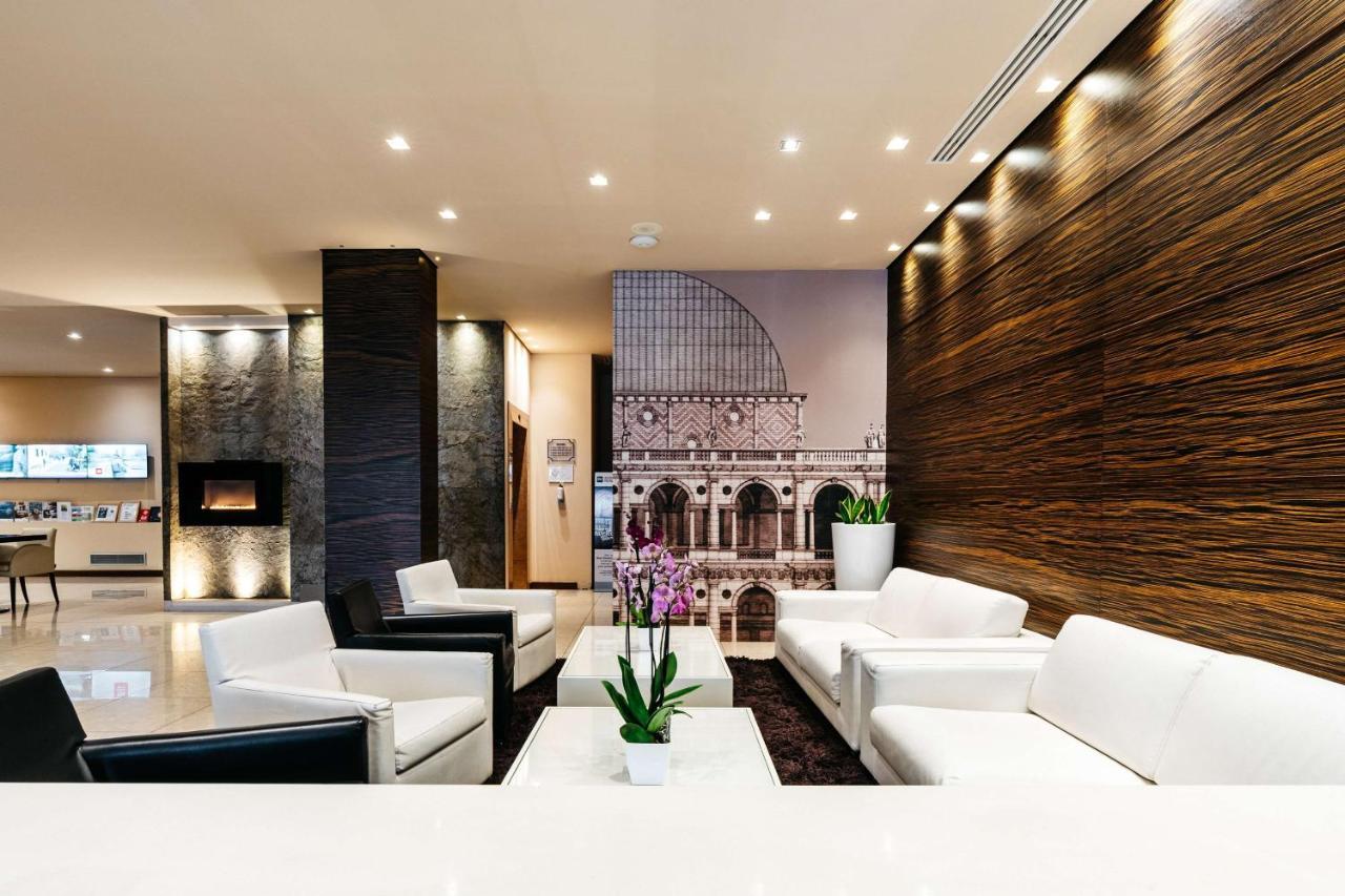 Hotel Western Tre Torri 4*