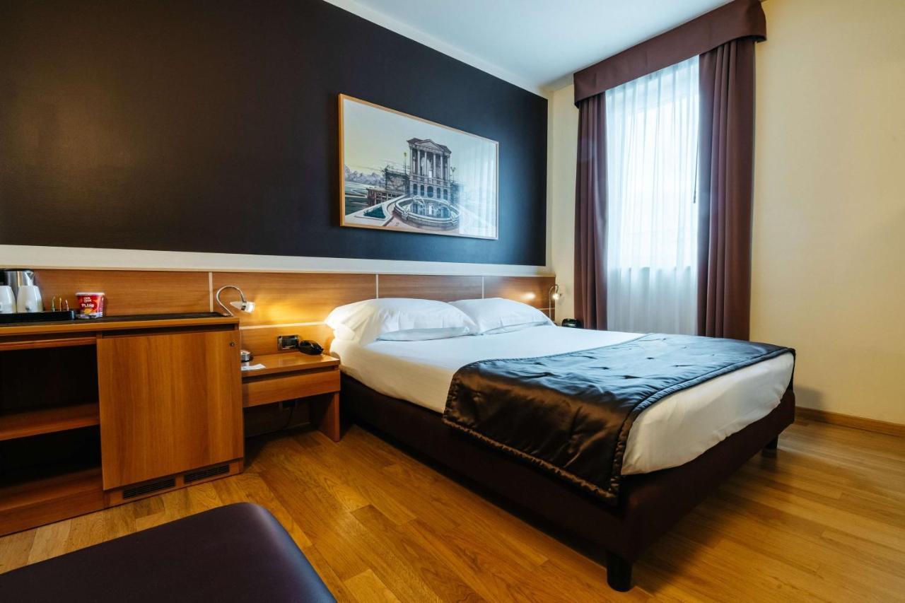 Hotel Western Tre Torri